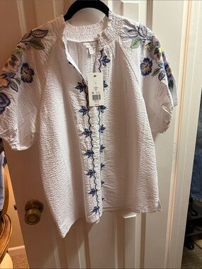 Crown and Ivy White Embroidered Peasant Top with Blue Floral Detail
